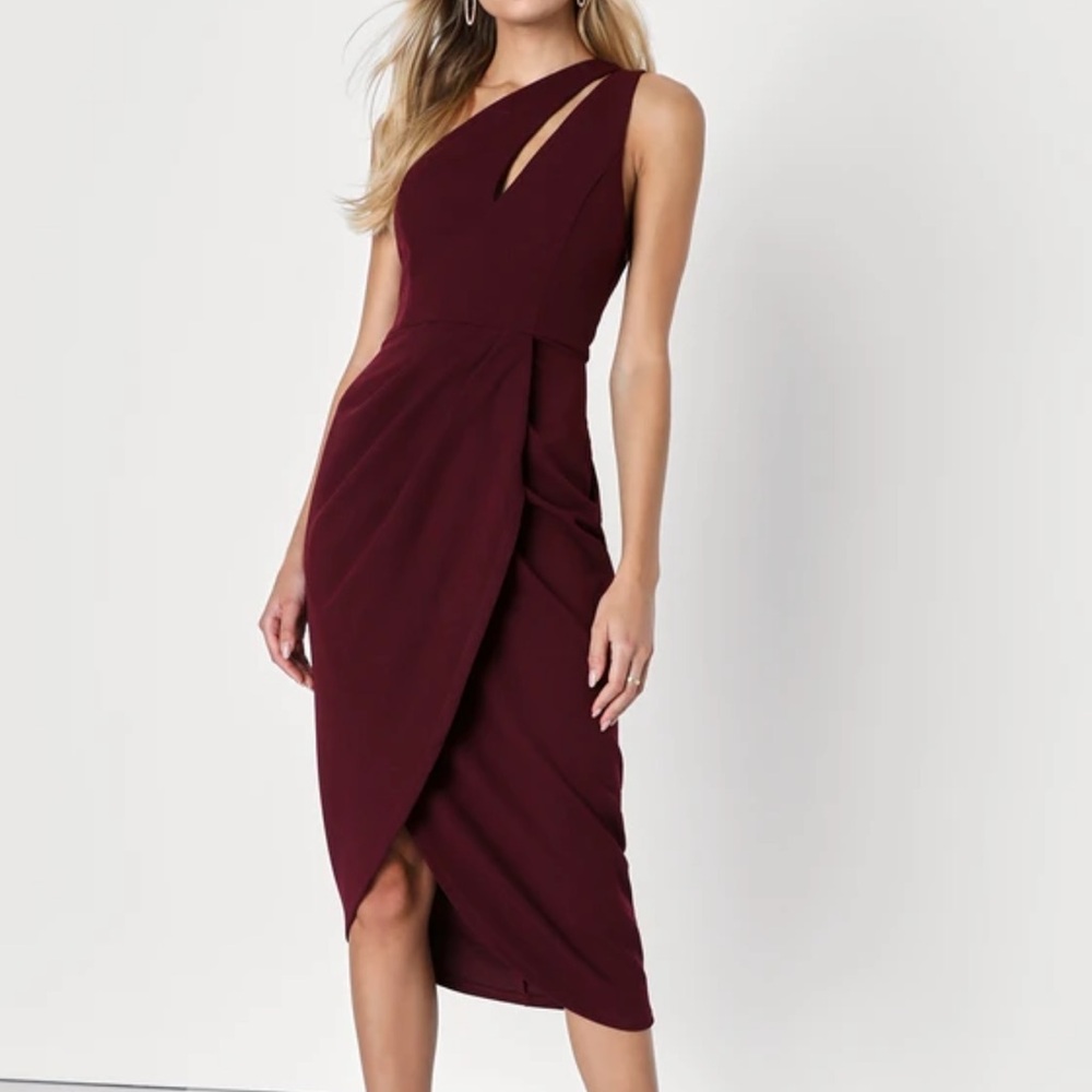 NWT LULUS So Flirty Burgundy One-Shoulder Cutout Asymmetrical Dress Medium
